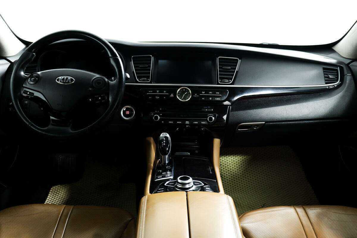 Kia Quoris, 2017 Фото №10