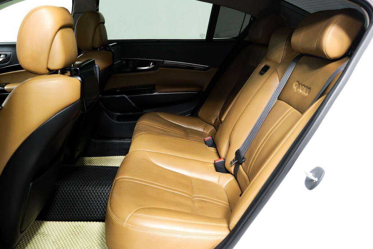 Kia Quoris, 2017 Фото №11