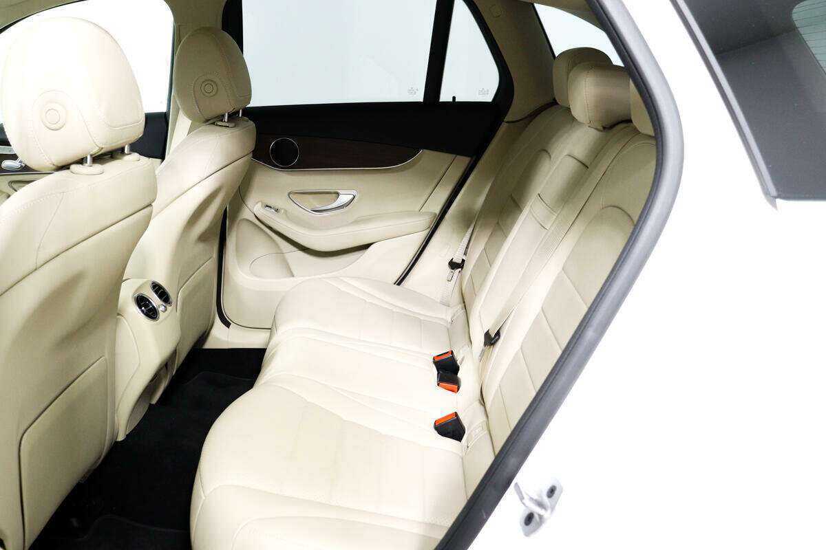 Mercedes-Benz GLC 300, 2022 Фото №12