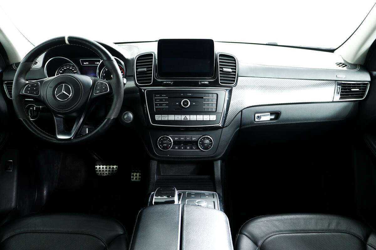 Mercedes-Benz GLE AMG 43 AMG, 2017 Фото №11