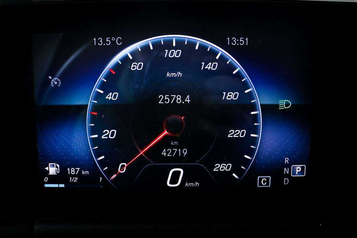 Mercedes-Benz GLA 200, 2020 Фото №10