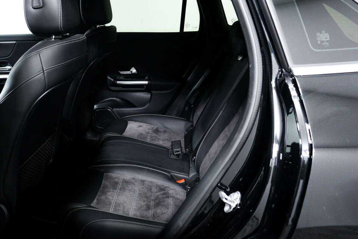 Mercedes-Benz GLA 200, 2020 Фото №12