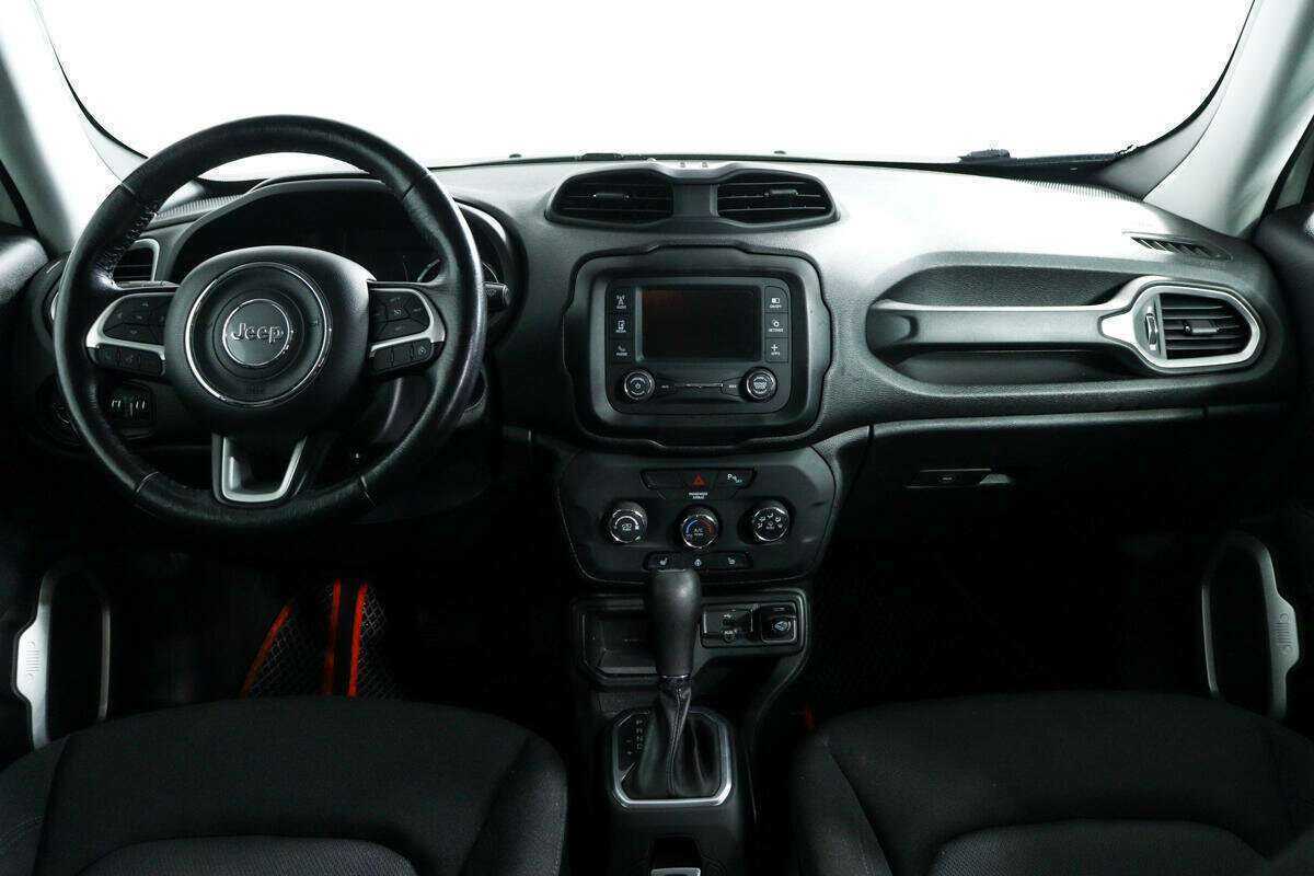 Jeep Renegade, 2018 Фото №11