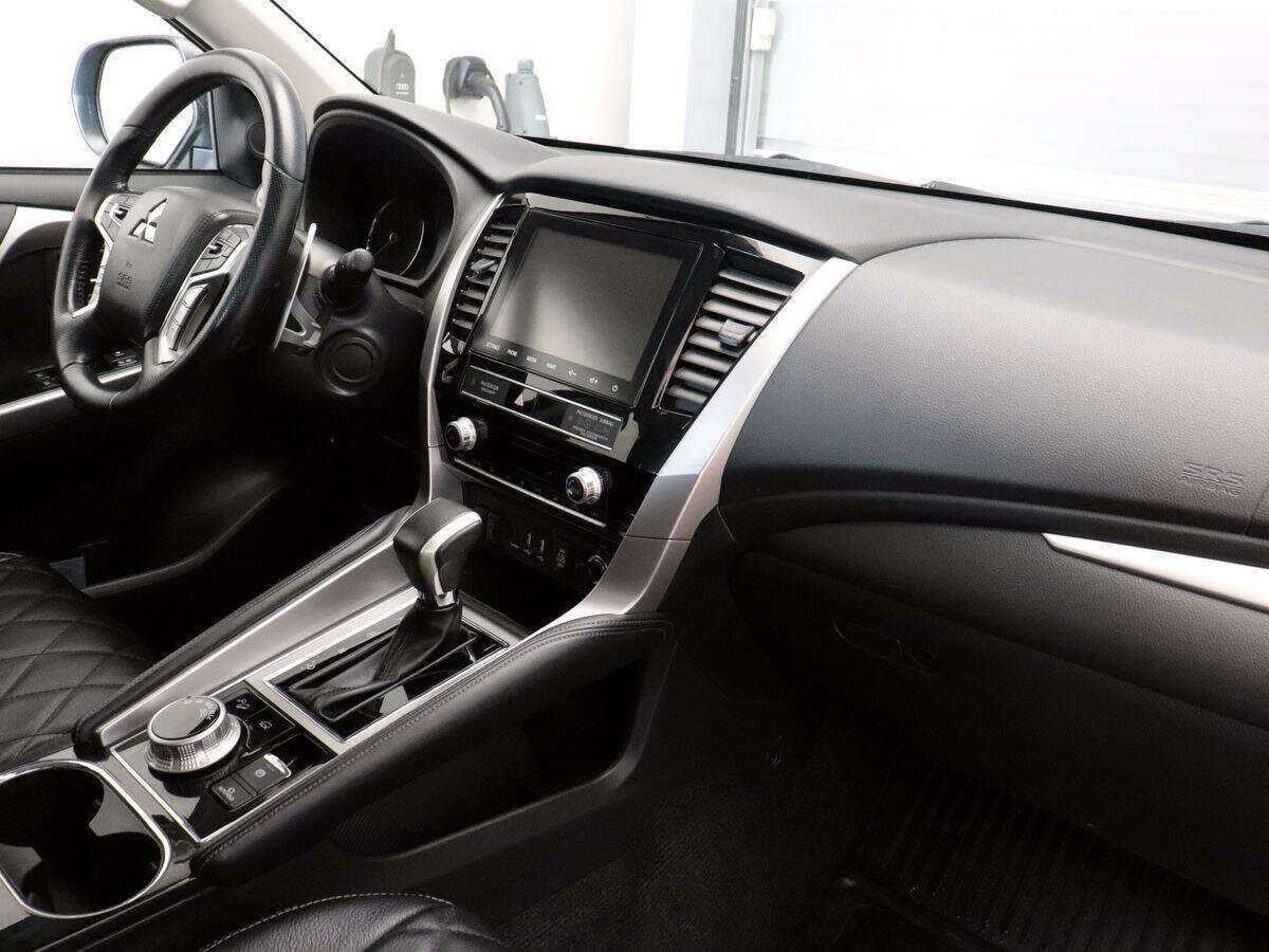 Mitsubishi Pajero Sport, 2021 - 40 273 км. | Фото №6