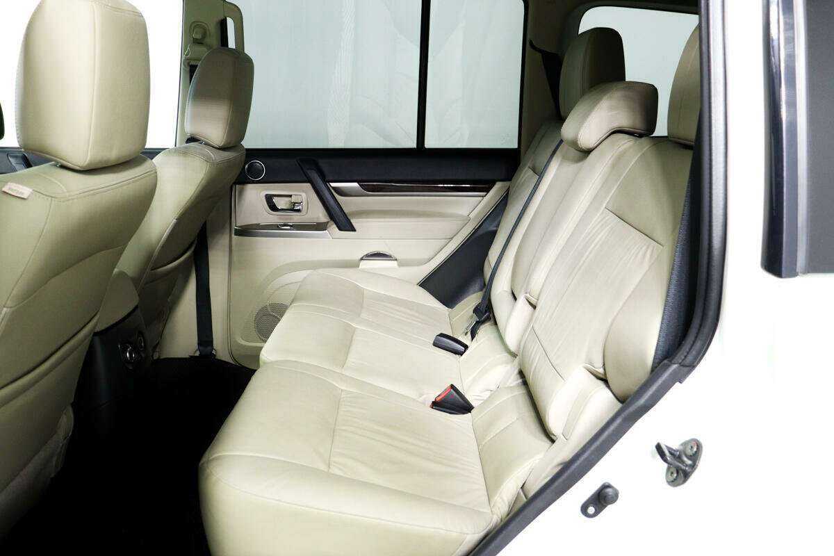 Mitsubishi Pajero, 2021 Фото №12