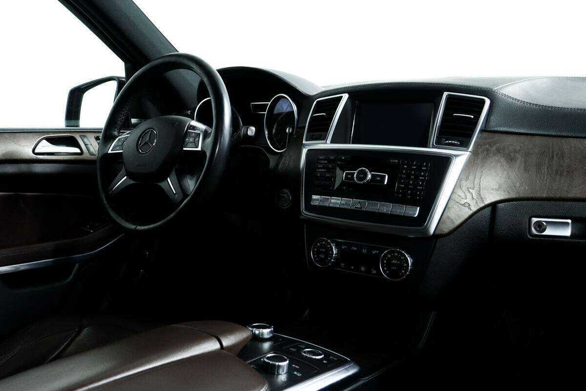Mercedes-Benz GL-Класс 500, 2014 Фото №9