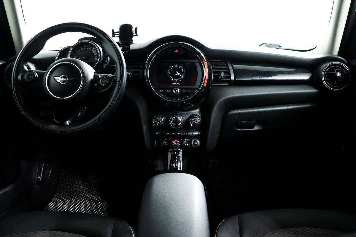 Mini Hatch Cooper, 2018 Фото №11
