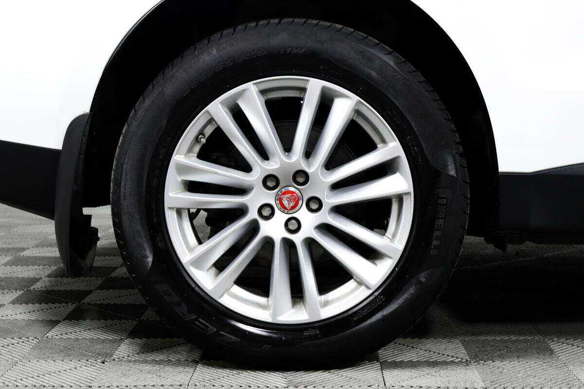 Jaguar F-Pace, 2019 Фото №14