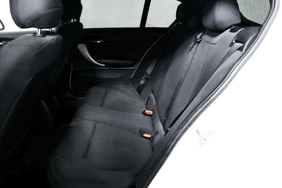 BMW 1 серии 116i, 2012 Фото №12