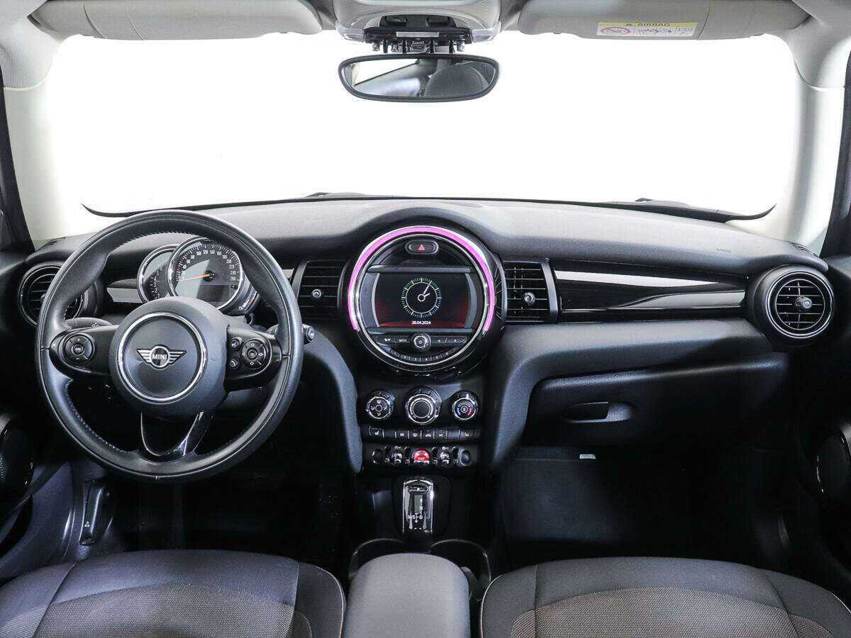 Mini Hatch Cooper, 2021 Фото №12