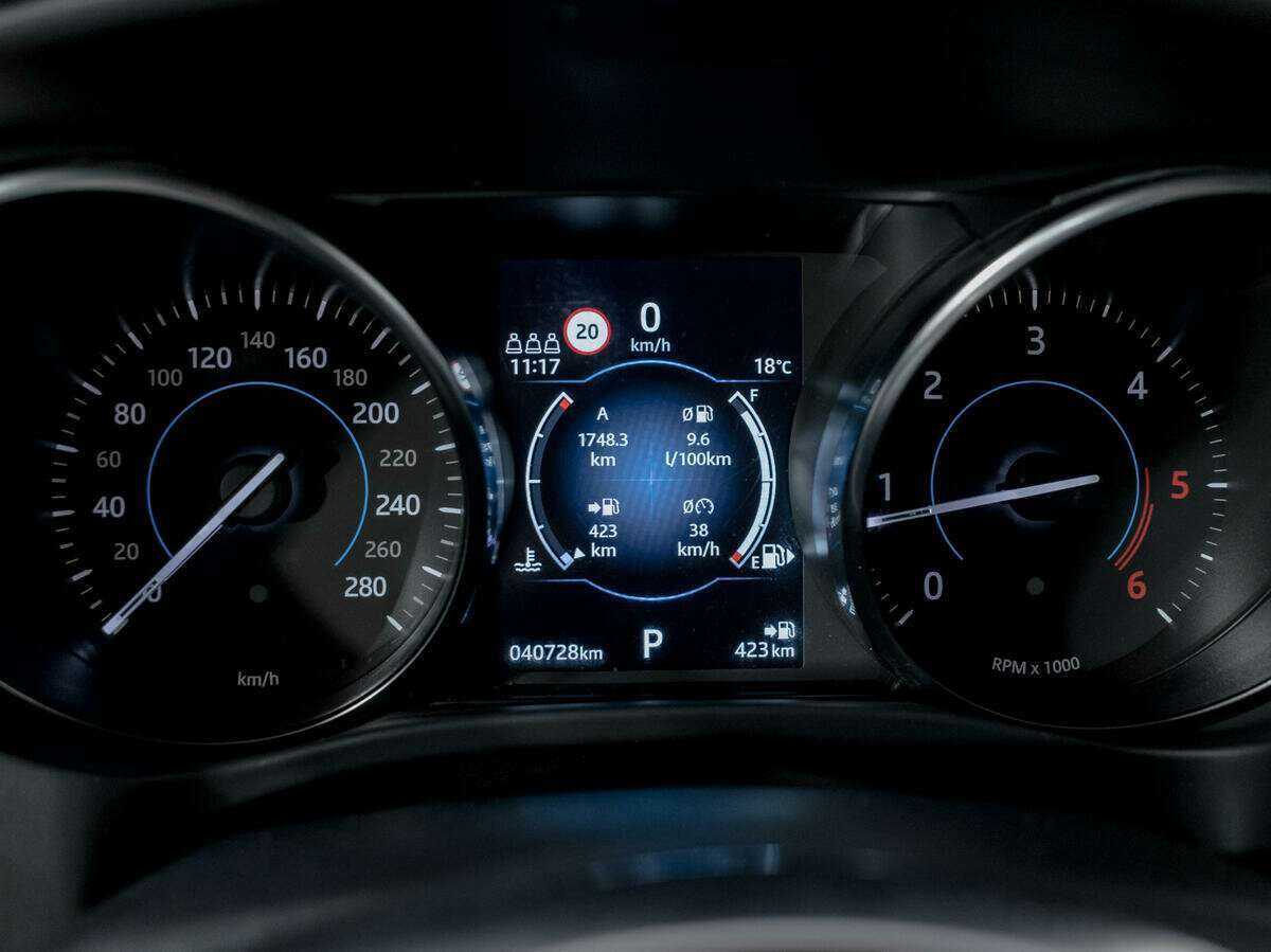 Jaguar F-Pace, 2018 Фото №11