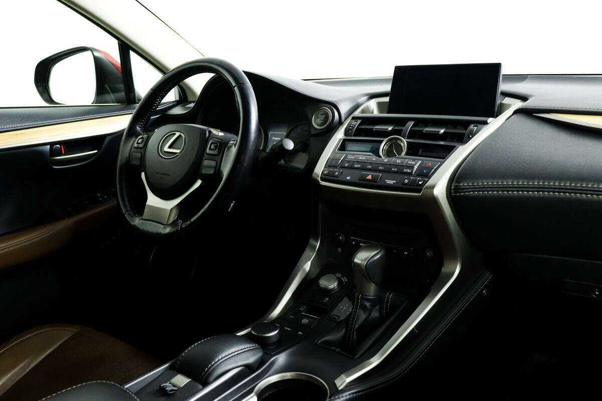 Lexus NX 200t, 2015 Фото №9