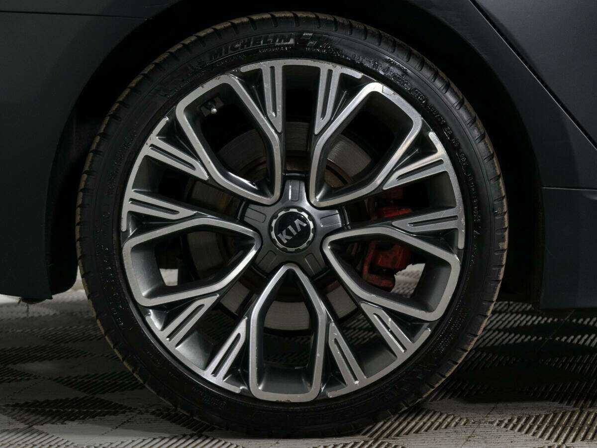 Kia Stinger, 2018 Фото №21