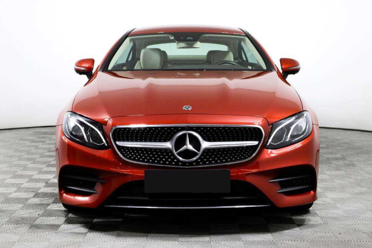 Mercedes-Benz E-Класс 200, 2017 - 32 820 км. | Фото №2