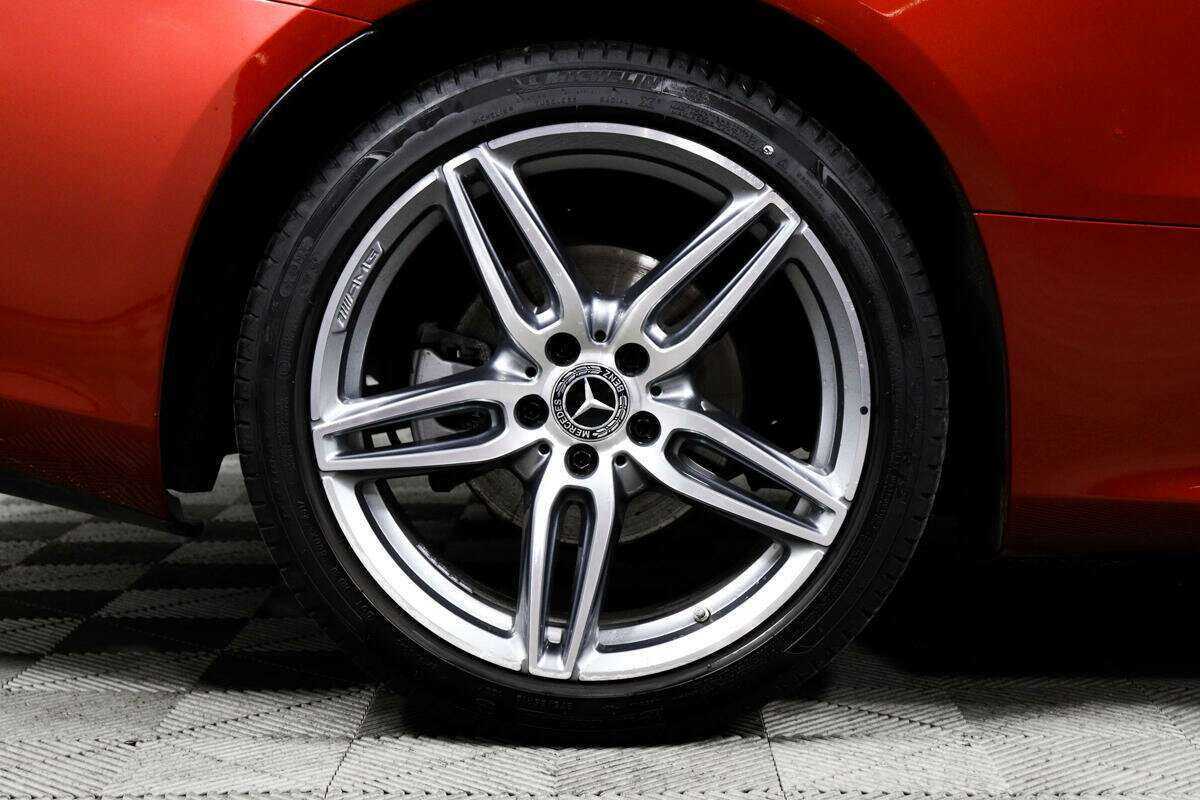 Mercedes-Benz E-Класс 200, 2017 Фото №13