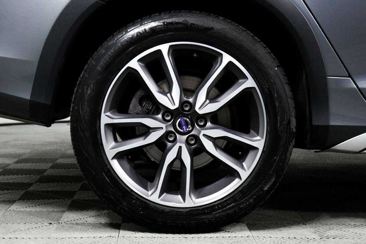 Volvo V60 Cross Country, 2018 Фото №12