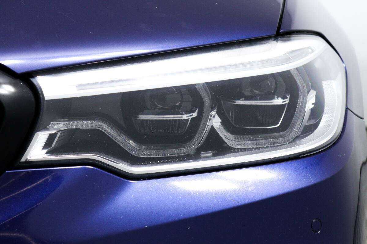 BMW 5 серии 530d xDrive, 2018 Фото №15