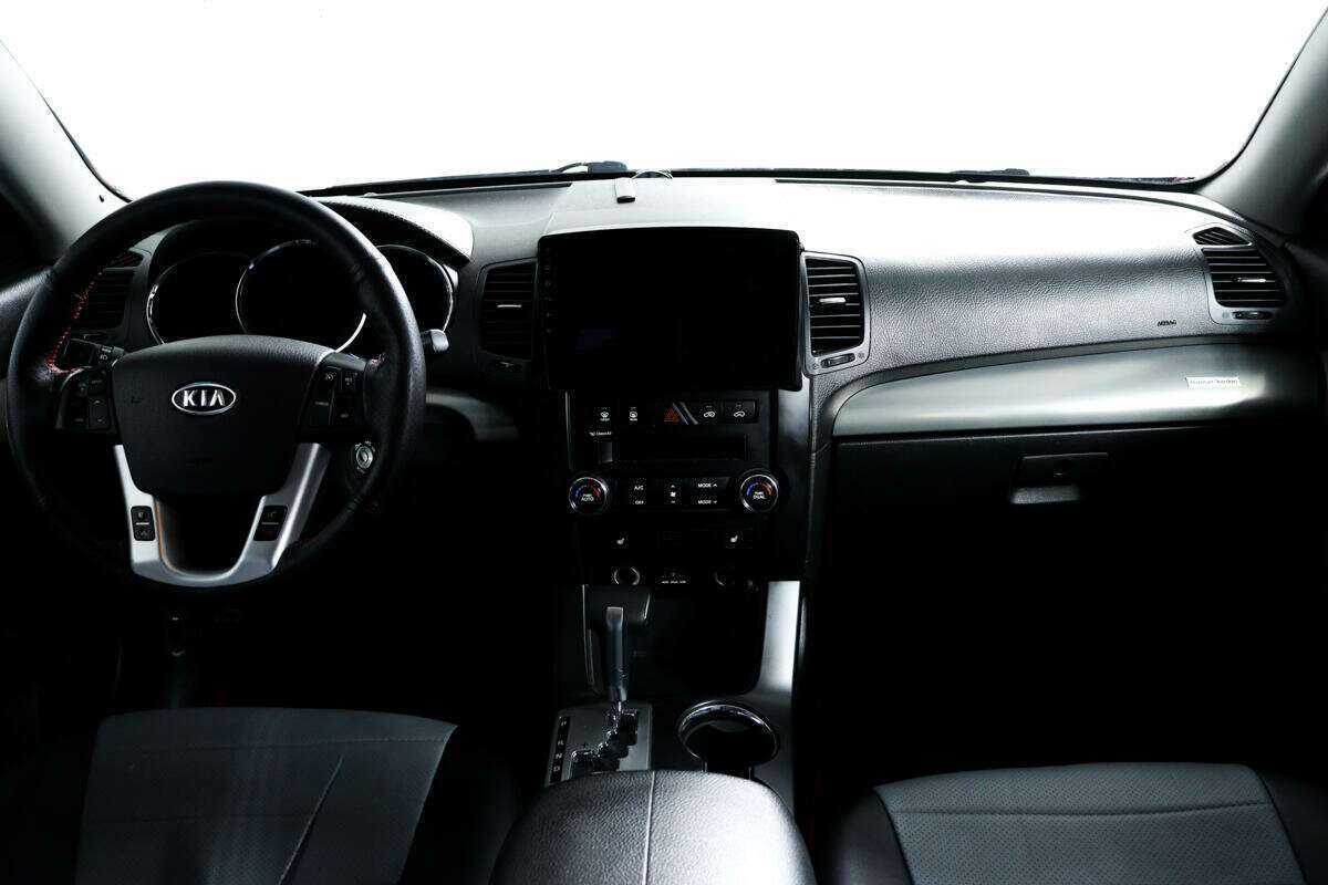 Kia Sorento, 2010 Фото №11