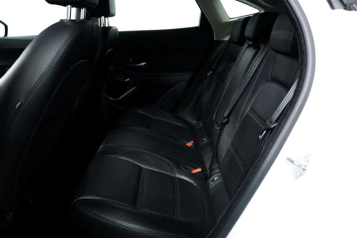 Jaguar E-Pace, 2018 Фото №12