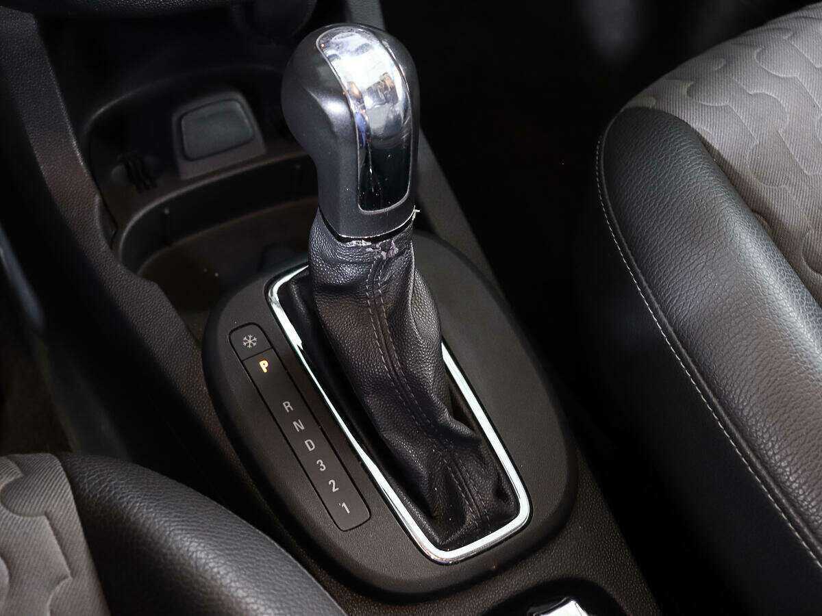 Opel Corsa, 2011 Фото №14