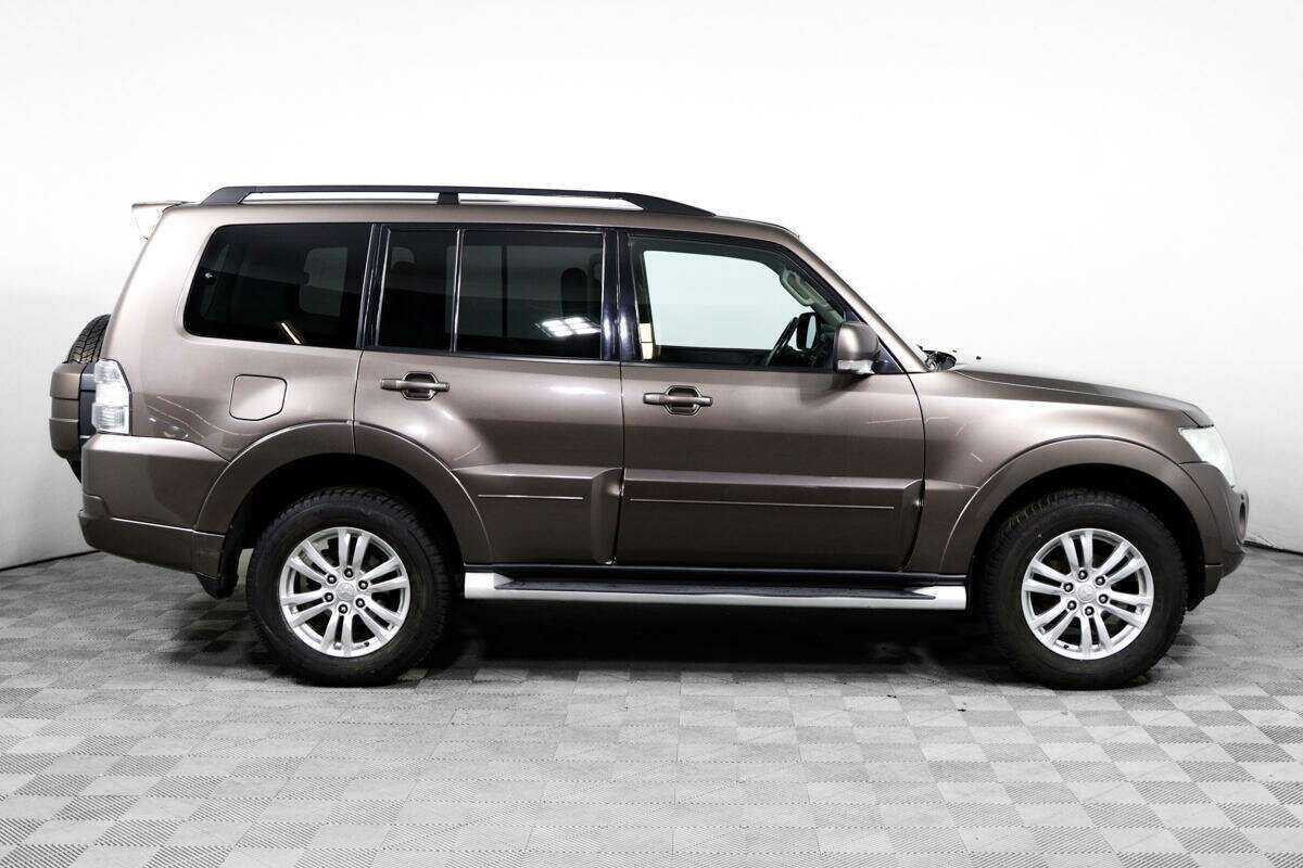 Mitsubishi Pajero, 2011 - 148 584 км. | Фото №4