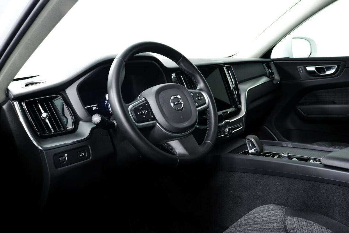 Volvo XC60, 2022 Фото №13