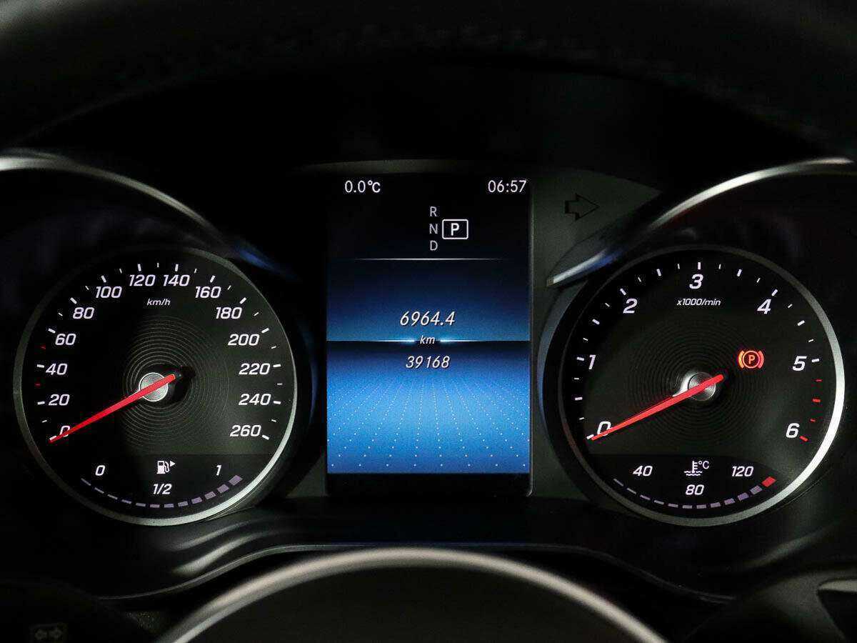 Mercedes-Benz GLC Coupe 300 d, 2021 Фото №9