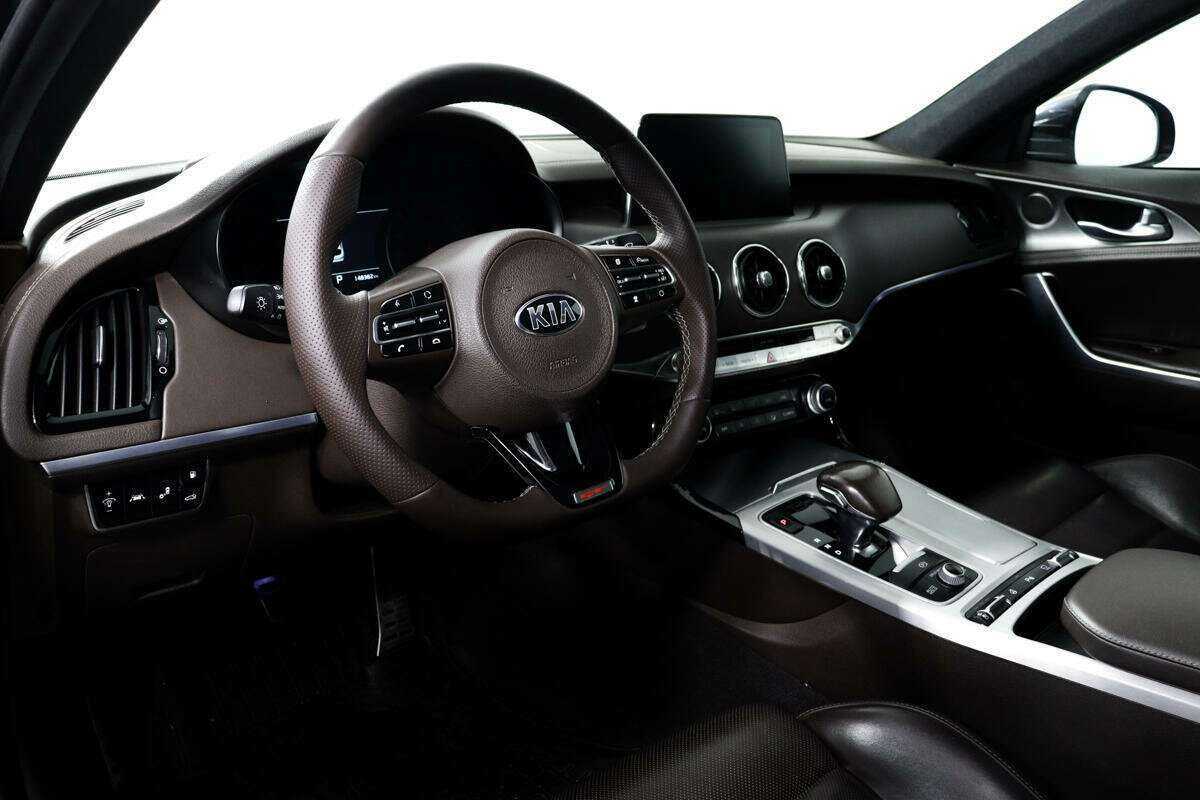 Kia Stinger, 2018 Фото №13