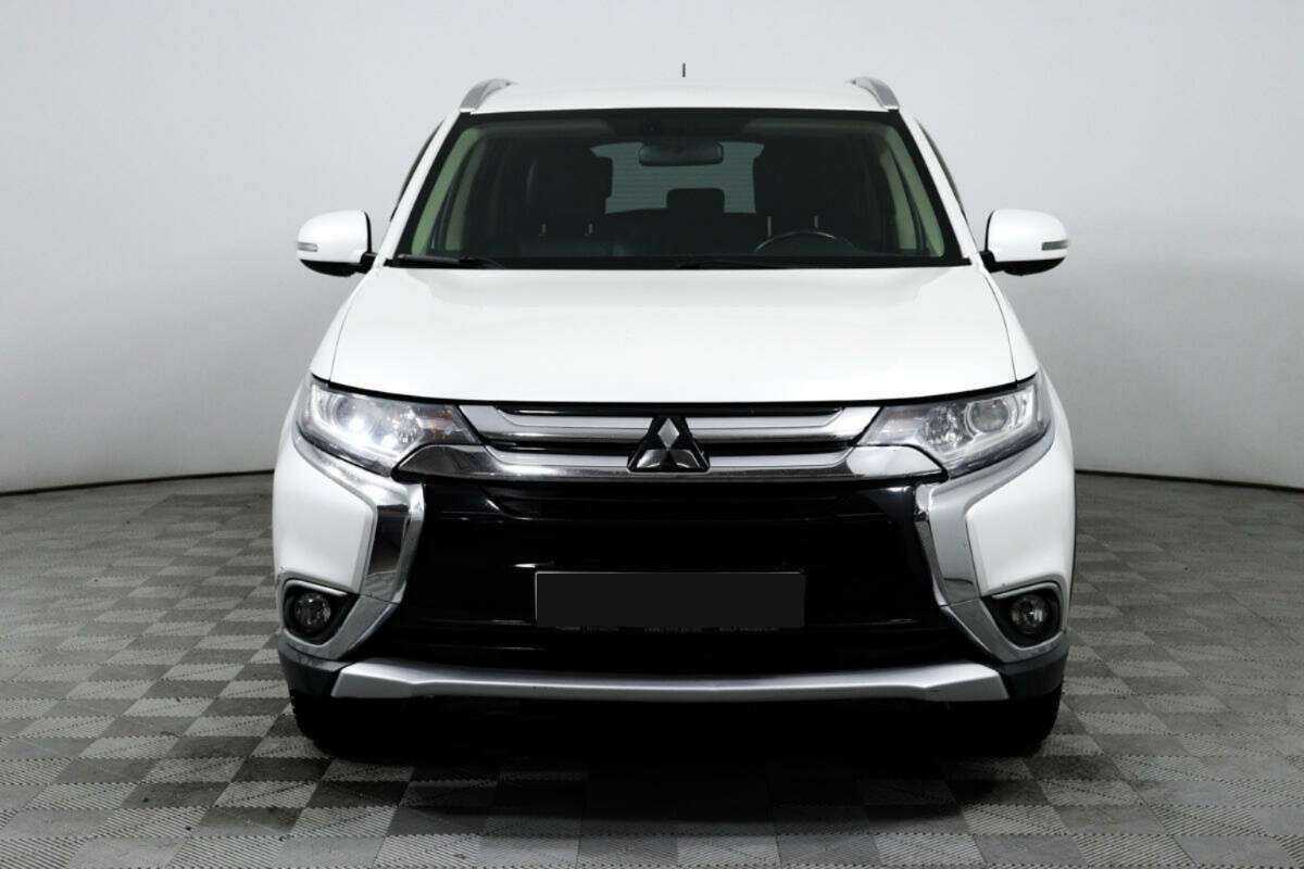 Mitsubishi Outlander, 2015 - 70 761 км. | Фото №2