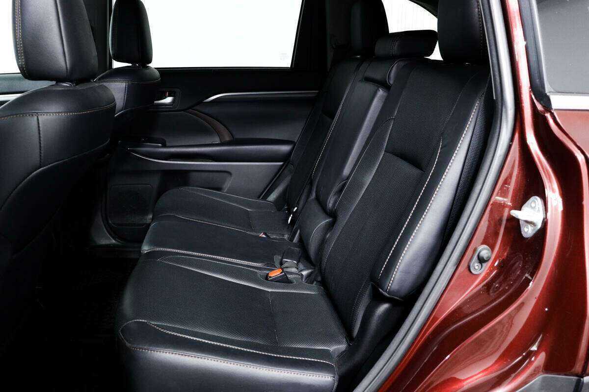 Toyota Highlander, 2018 Фото №12