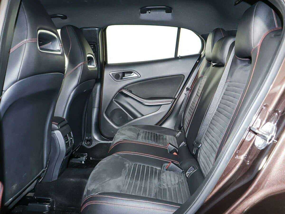Mercedes-Benz GLA 250, 2018 Фото №14