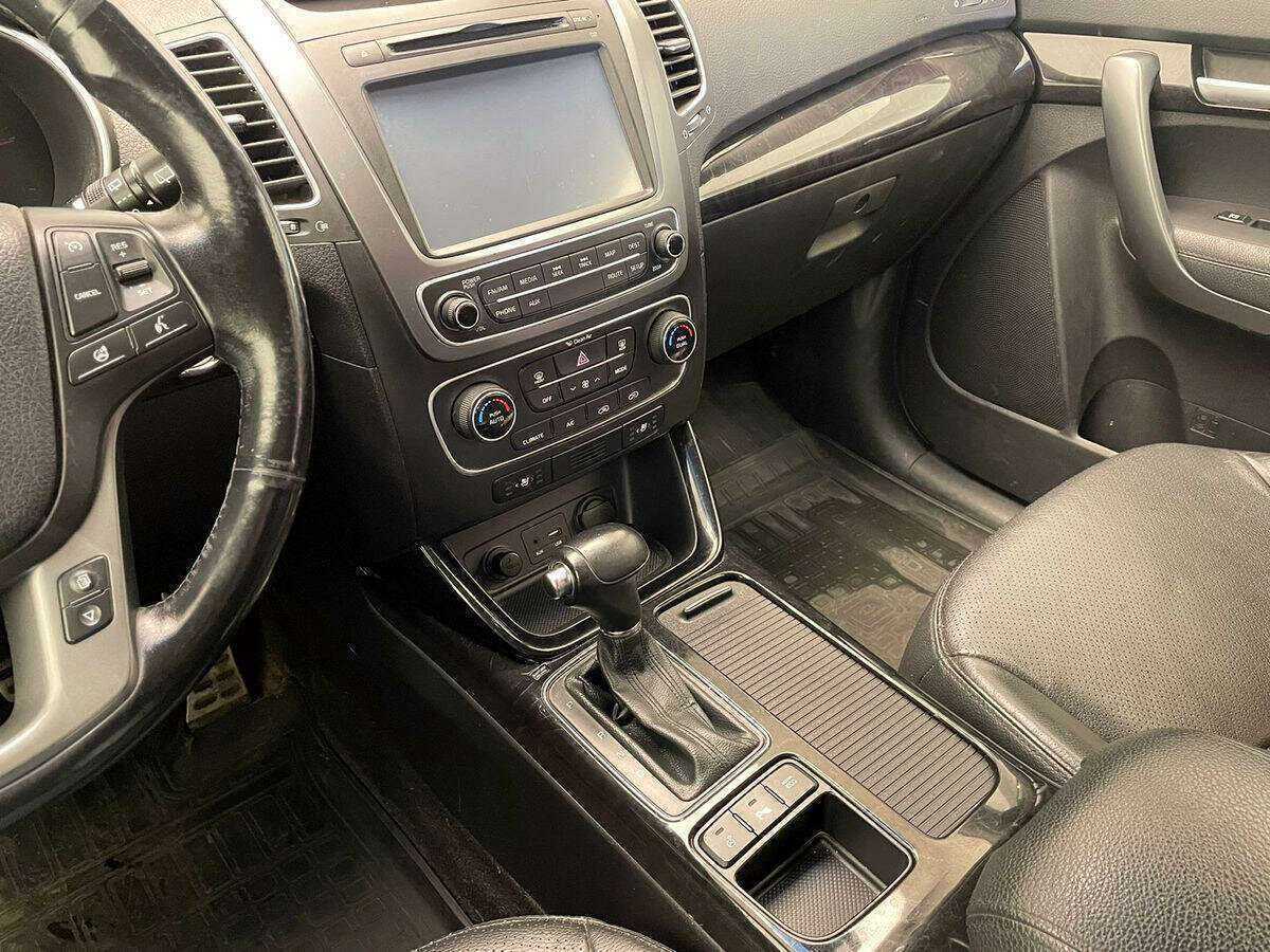 Kia Sorento, 2015 Фото №16