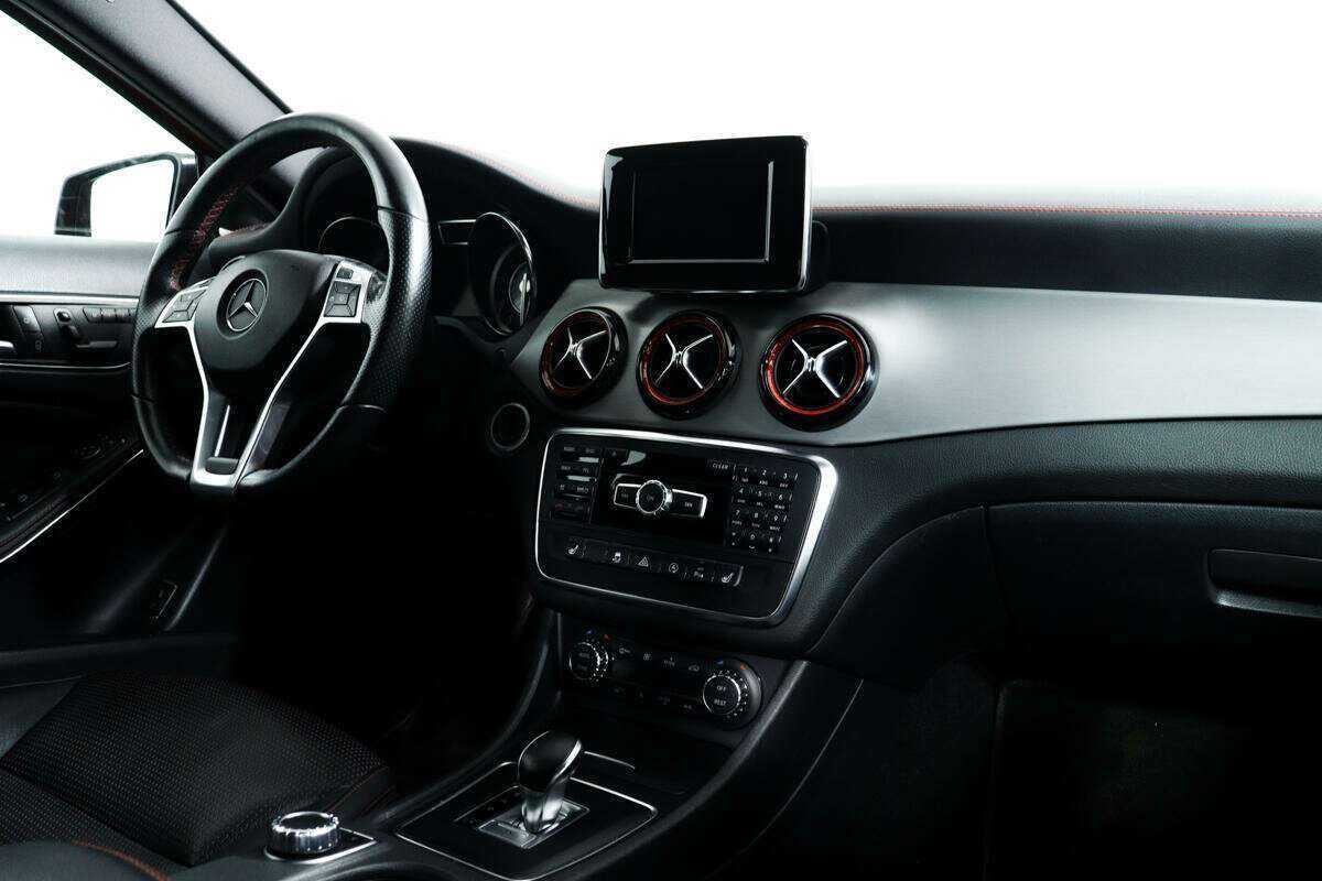 Mercedes-Benz GLA AMG 45 AMG, 2015 Фото №9