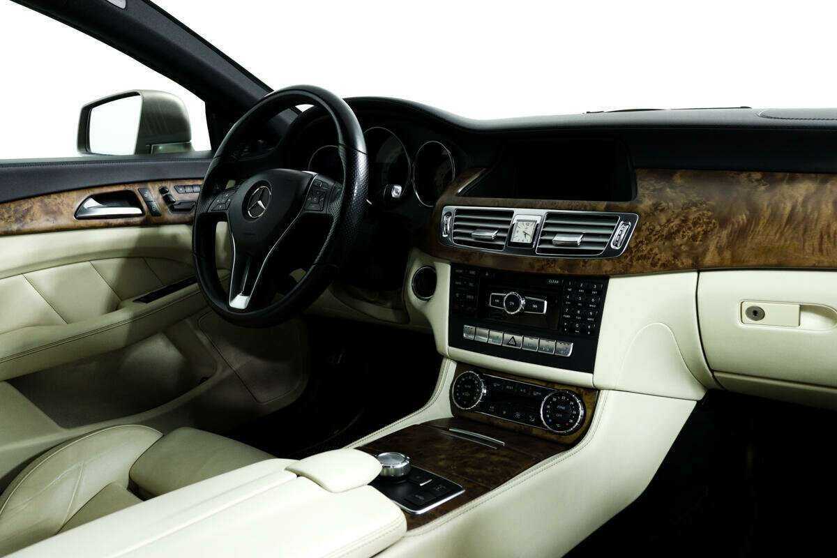 Mercedes-Benz CLS 500, 2013 Фото №9