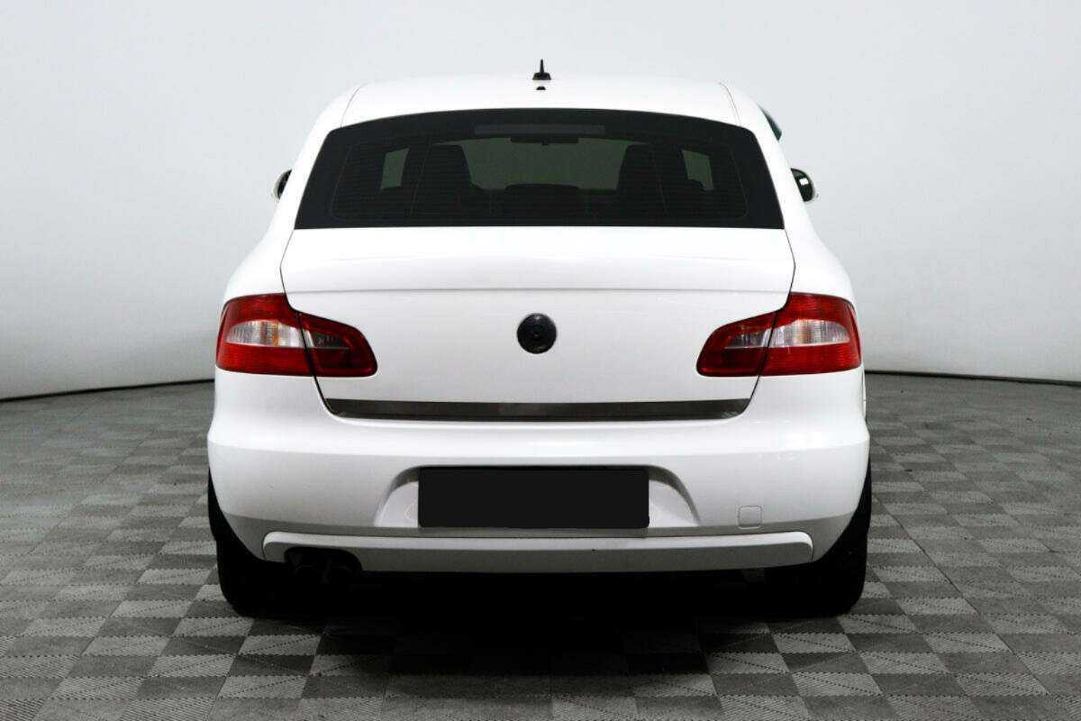 Skoda Superb DSG, 2011 Фото №6