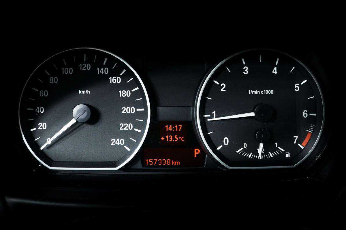 BMW 1 серии 116i, 2010 Фото №10