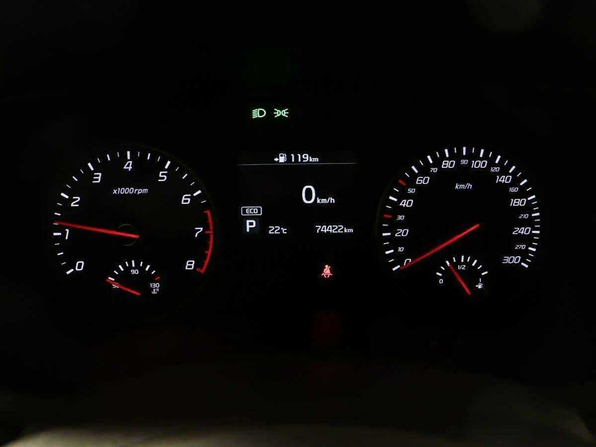 Kia Stinger, 2019 Фото №10