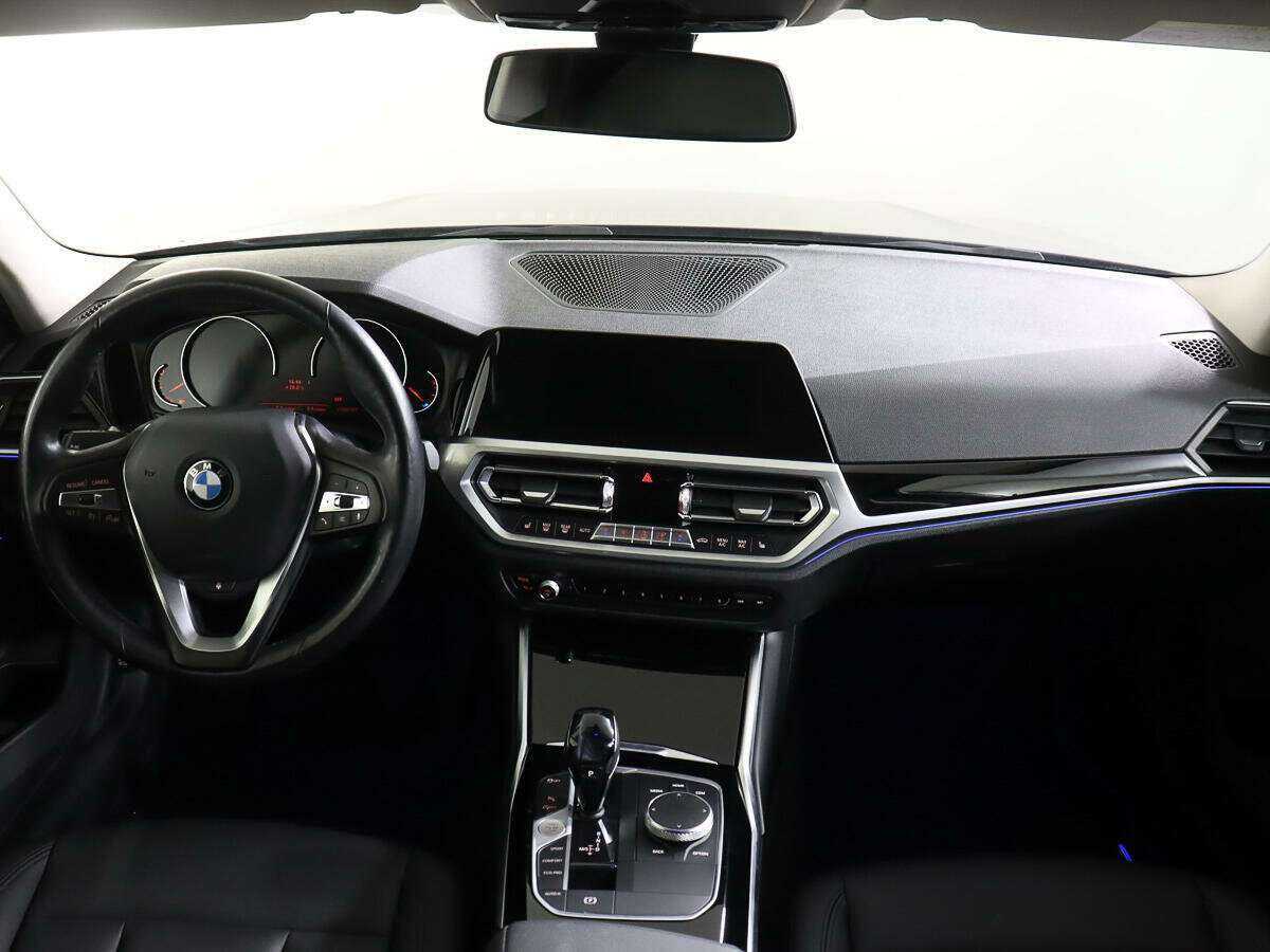 BMW 3 серии 318i, 2020 Фото №11