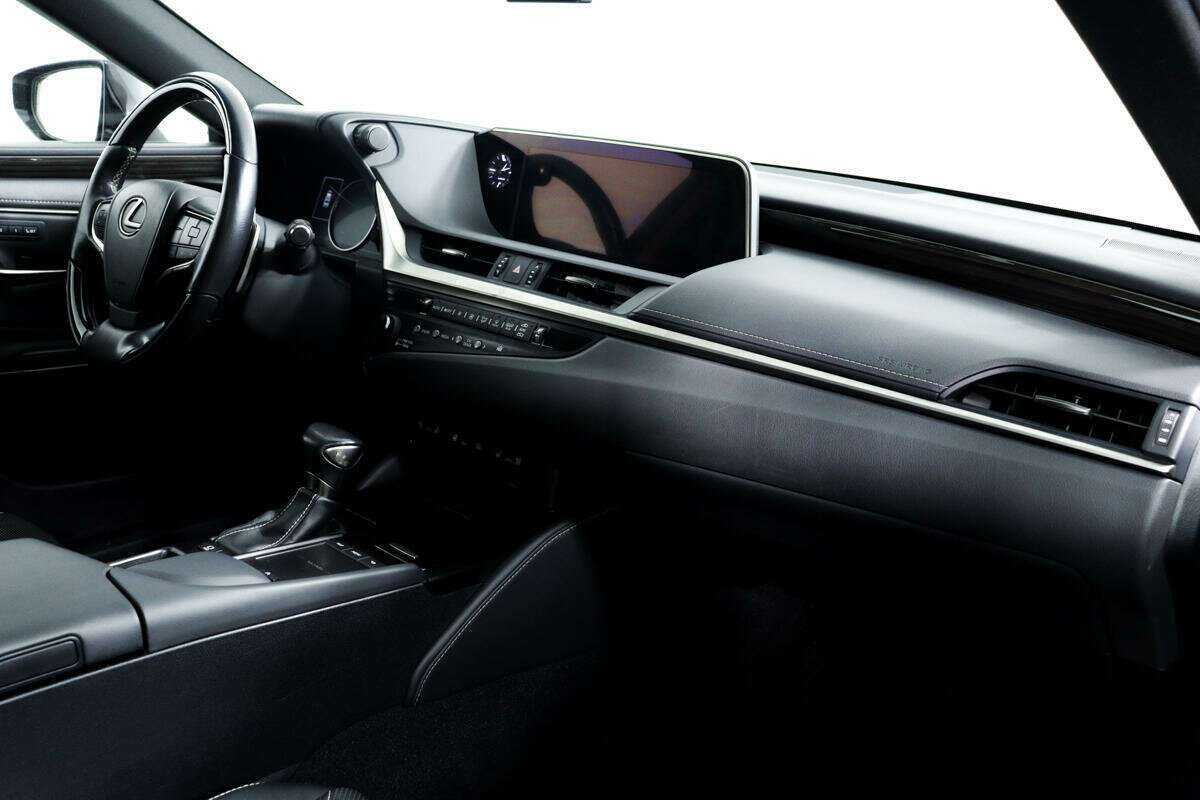 Lexus ES 300h, 2018 Фото №9