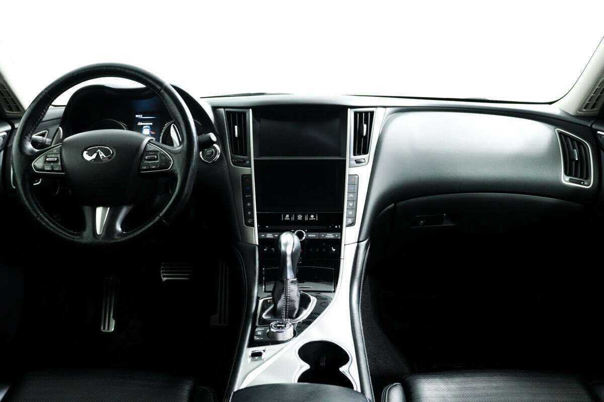 Infiniti Q50, 2016 Фото №11