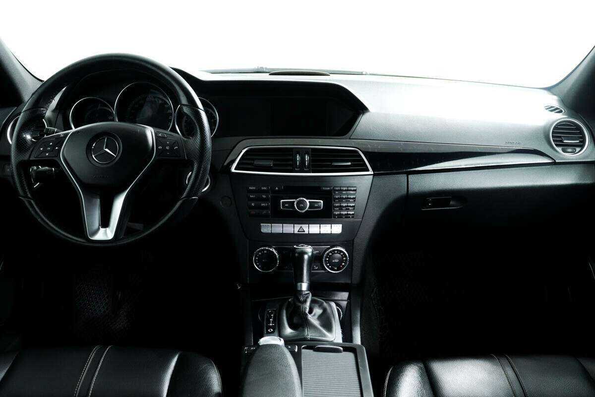 Mercedes-Benz C-Класс 180 BlueEFFICIENCY, 2011 Фото №11