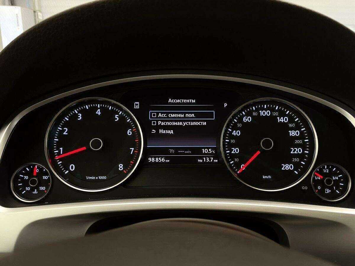 Volkswagen Touareg, 2015 Фото №25