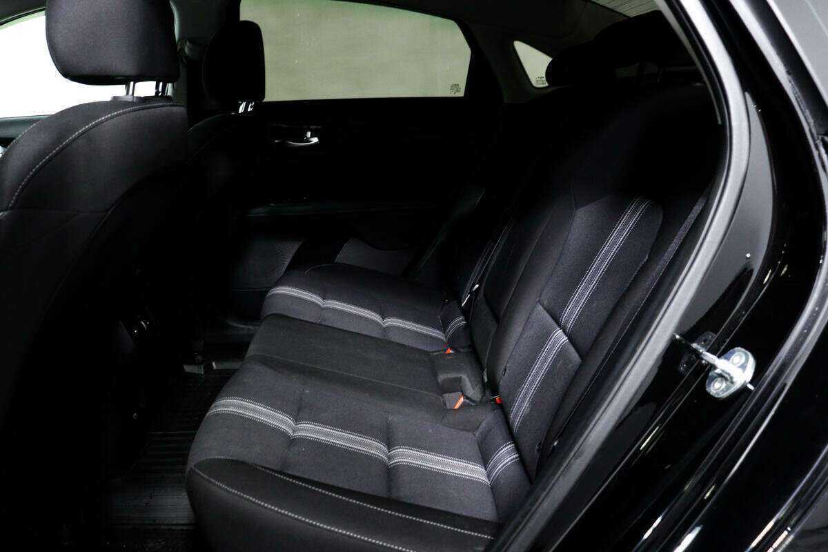 Kia Cerato, 2021 Фото №12