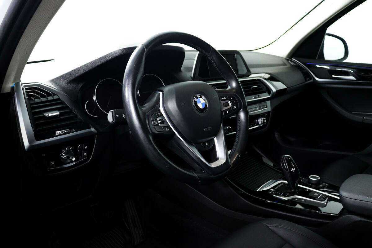 BMW X3 20i xDrive, 2018 Фото №13