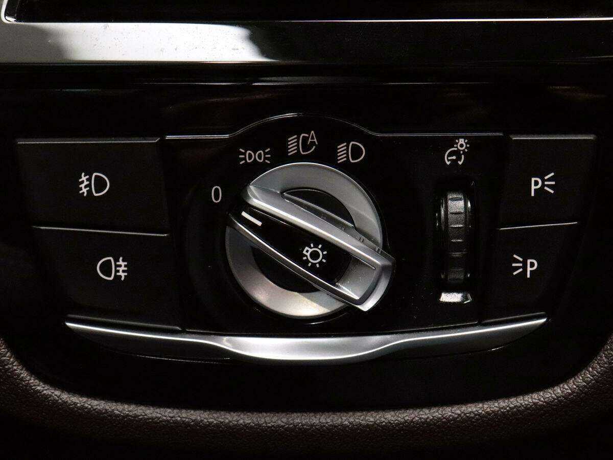 BMW 5 серии 530d xDrive, 2020 Фото №14