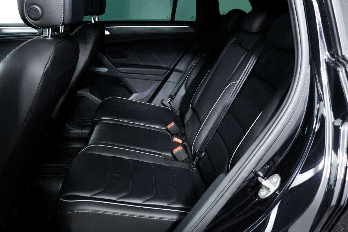 Volkswagen Tiguan, 2021 Фото №11