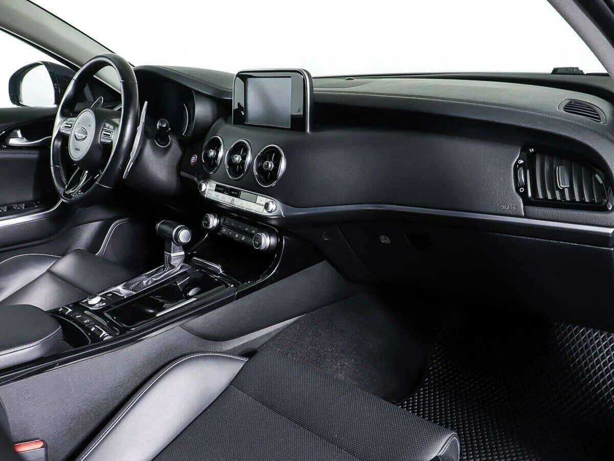 Kia Stinger, 2019 Фото №9