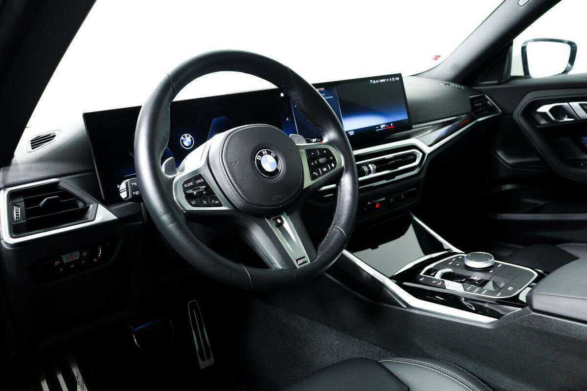 BMW 2 серии 230i, 2023 Фото №12