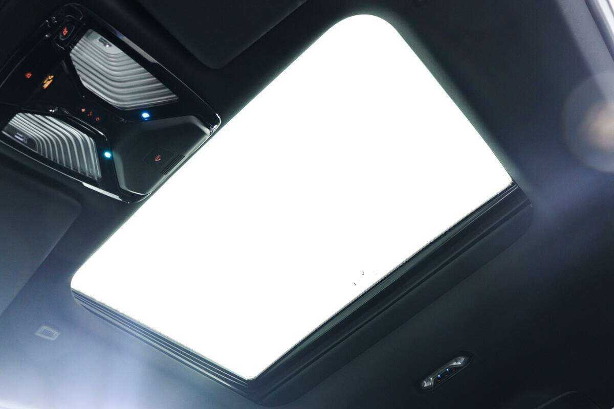 BMW 2 серии 230i, 2023 Фото №14