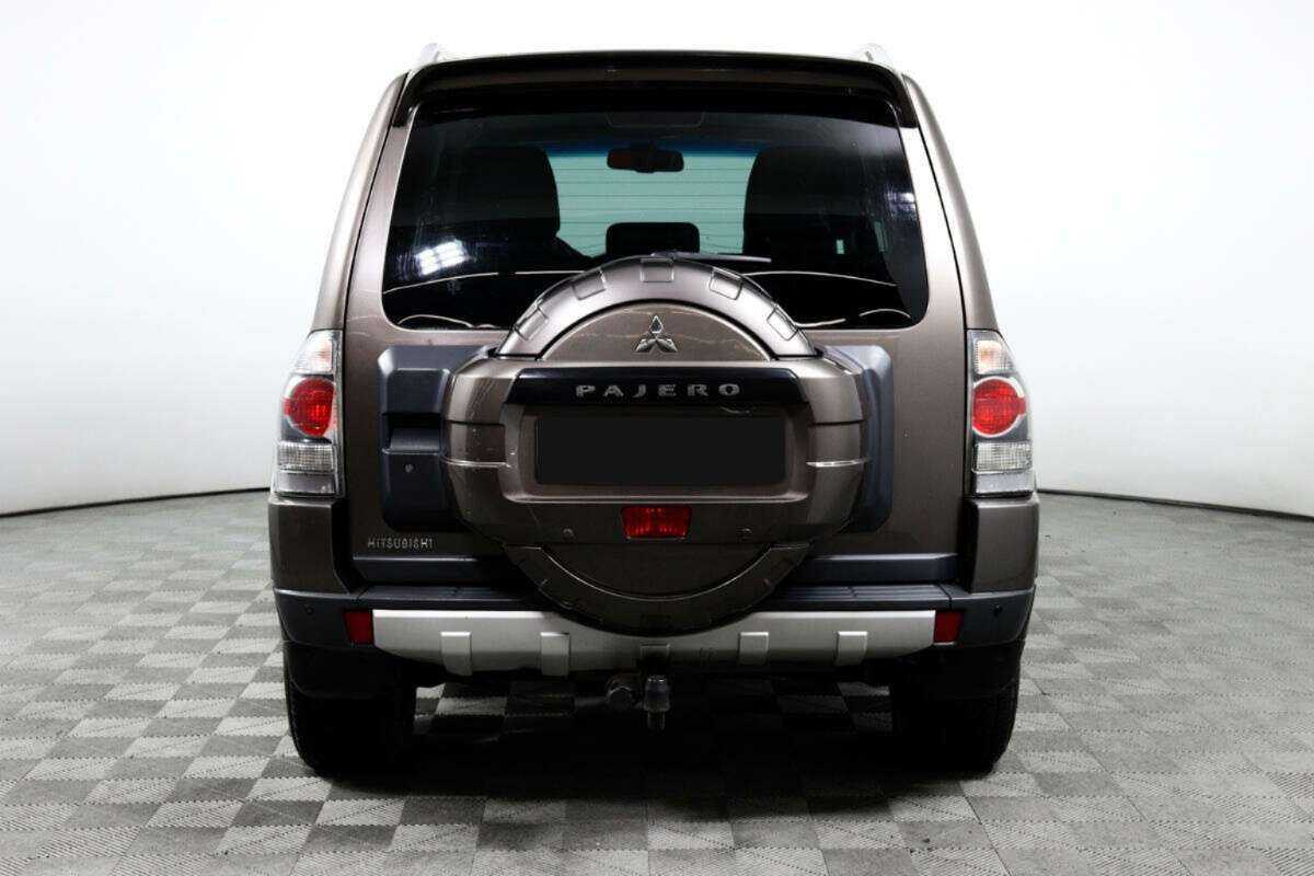 Mitsubishi Pajero, 2008 - 185 147 км. | Фото №6
